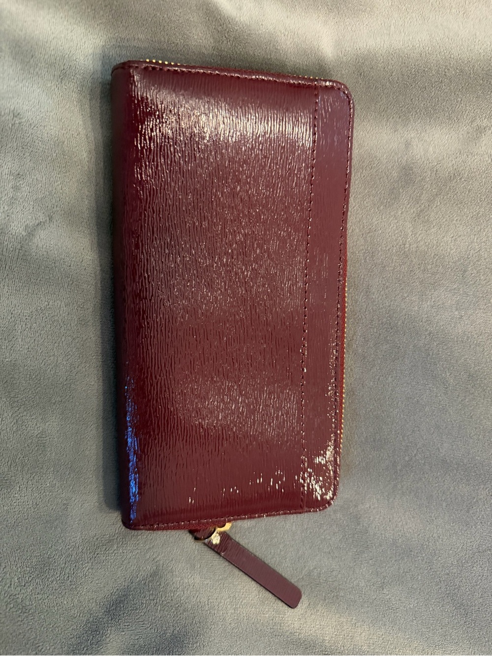 kate spade patent zip-around wallet in burgundy - Picture 2 of 10